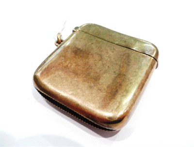 Lot 455 - A 9 carat gold vesta case, 28g approximate weight