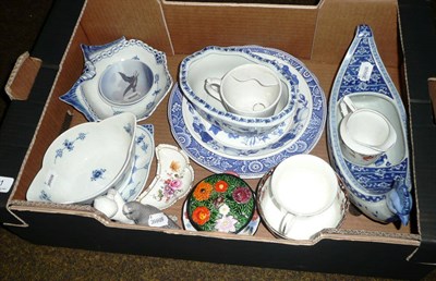 Lot 481 - Royal Copenhagen ceramics and other decorative ceramics