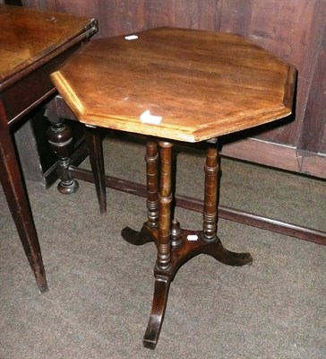 Lot 610 - Victorian tripod table