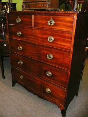 Lot 668 - Large Georgian mahogany chest of drawers