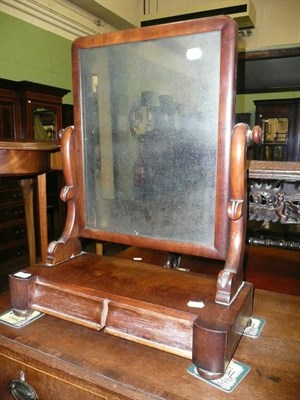 Lot 672 - Dressing table mirror