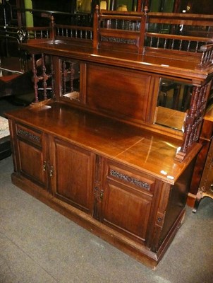 Lot 681 - Late Victorian buffet