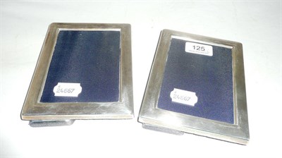 Lot 125 - A pair of silver photograph frames