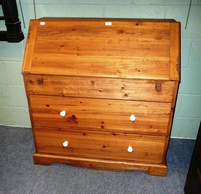 Lot 539 - Bureau