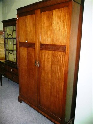 Lot 619 - Mahogany three piece bedroom suite