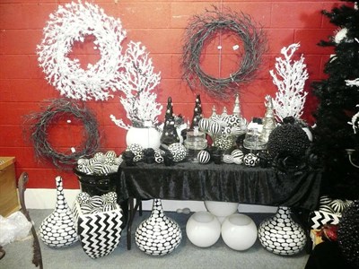 Lot 1046 - Decorations including, black and white including large black tree, two black wreaths, white wreath