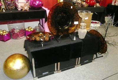 Lot 1050 - Decorations including, small black tree, three 'tortoiseshell' glass chargers, gold ball, a...