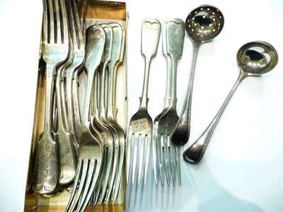 Lot 102 - Quantity of silver and plated flatware