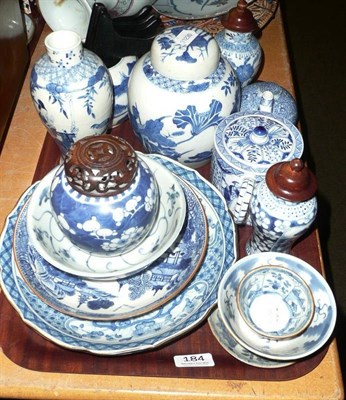 Lot 184 - Chinese and Japanese blue and white porcelain, including teabowls and jars