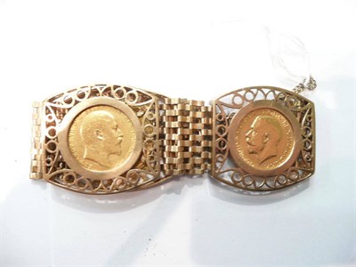 Lot 207 - A 9ct gold bracelet with three gold sovereigns