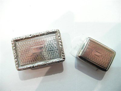 Lot 239 - Georgian silver vinaigrette by Nathaniel Mills and another smaller, maker's mark WS (2)