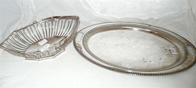 Lot 320 - An oval electroplated tray and a plated basket