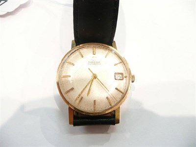 Lot 404 - 9ct gold wristwatch signed Omega and box