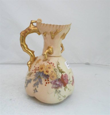 Lot 437 - Large blush ivory Worcester jug