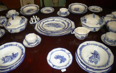 Lot 466 - Royal Doulton 'Norfolk' dinner service