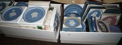 Lot 493 - A quantity of Wedgwood Jasperware commemorative plates in three boxes