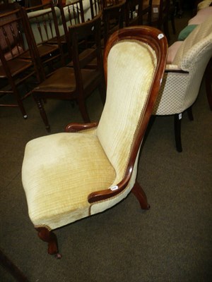 Lot 669 - Walnut framed armchair