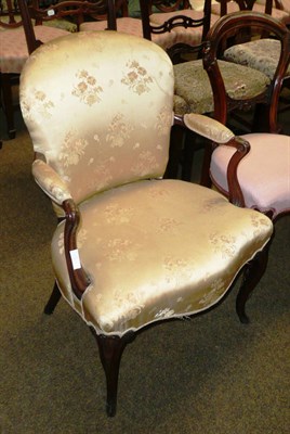 Lot 683 - 18th century Hepplewhite elbow chair