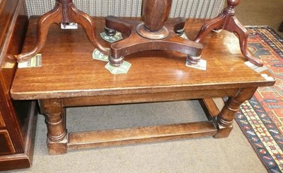 Lot 729 - Oak coffee table