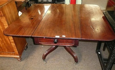 Lot 759 - Mahogany Pembroke table