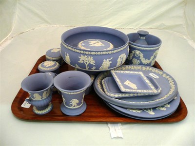 Lot 31 - Quantity of blue jasperware