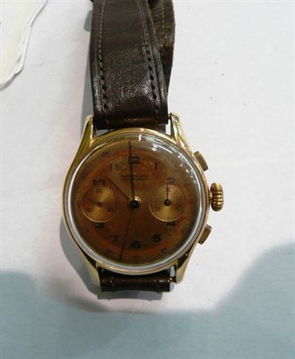 Lot 75 - A gentleman's 18 carat gold chronograph wristwatch