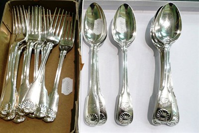 Lot 78 - Nine silver table forks and nine silver tablespoons