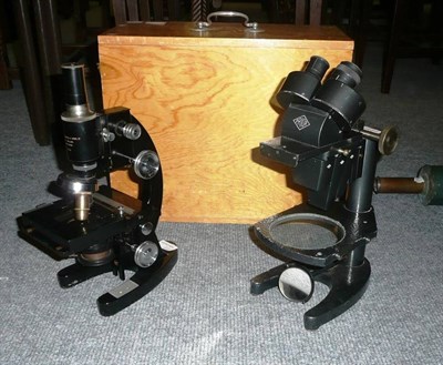 Lot 133 - A Black Enamelled and Chrome Monocular Compound Microscope by Cooke, Troughton & Simms, with rack &