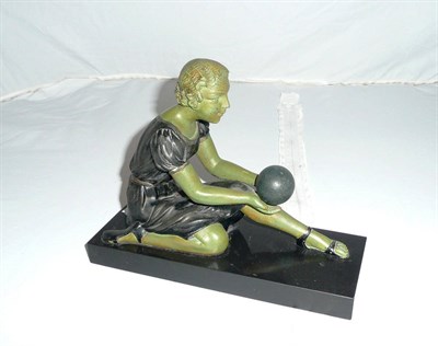 Lot 192 - Art Deco figure