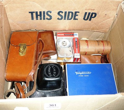 Lot 361 - Collection of cameras