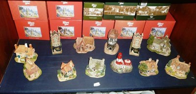 Lot 376 - Twelve Lilliput Lane groups (various sizes) including "The Anchor" and "Little Raindrop"