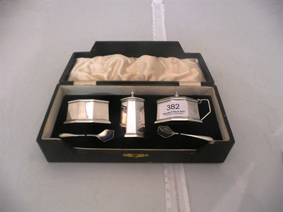 Lot 382 - Cased silver condiment set