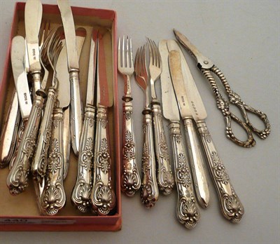 Lot 440 - Silver fruit cutlery, silver knives and grape scissors