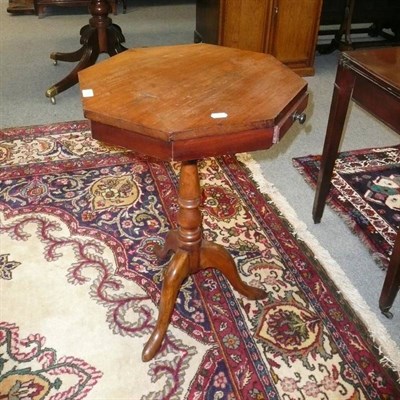 Lot 696 - 19th century mahogany tripod table with hexagonal top