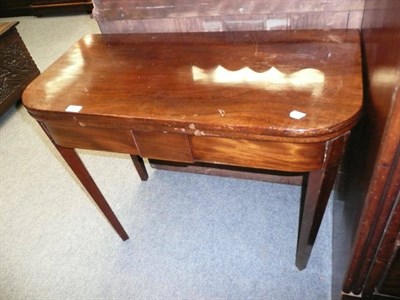 Lot 769 - 19th century mahogany fold-over tea table