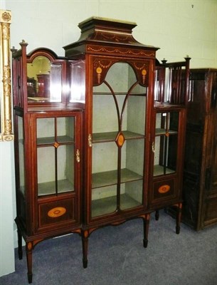 Lot 781 - An Edwardian mahogany, satinwood and marquetry display cabinet