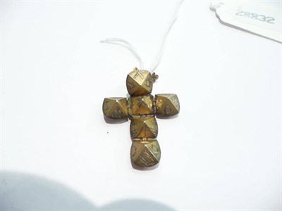 Lot 88 - Gold Masonic folding pendant