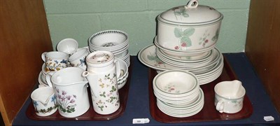 Lot 99 - Two trays including Portmerion table wares and Wedgwood Raspberry cane pattern dinner wares