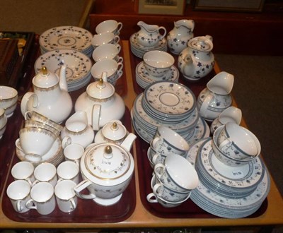 Lot 303 - A quantity of Royal Doulton dinner and tea wares