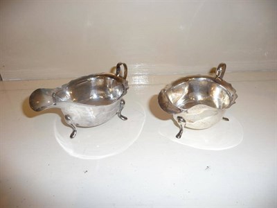 Lot 371 - A pair of silver sauce boats