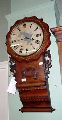 Lot 622 - American wall clock