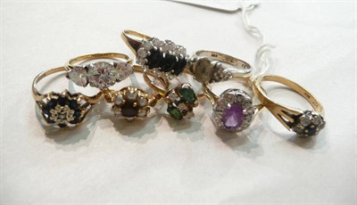 Lot 69 - Eight assorted rings