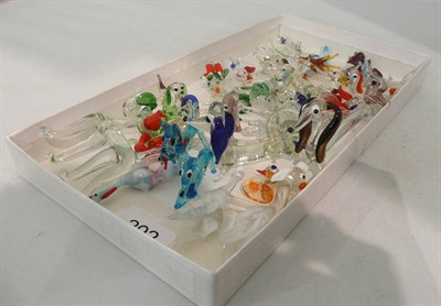 Lot 292 - A small collection of glass miniature animals