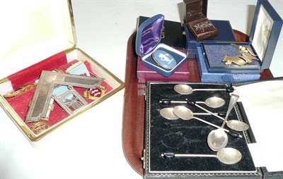 Lot 473 - A cased set of silver bean-top spoons and another spoon, a quantity of Masonic medals and...