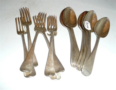 Lot 475 - Six Georgian silver tablespoons and six silver forks