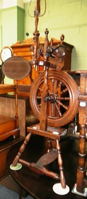 Lot 596 - Spinning wheel