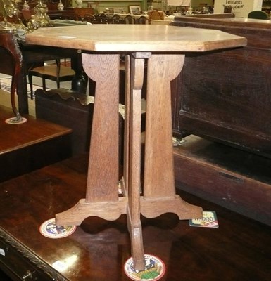 Lot 687 - Arts & Crafts oak table