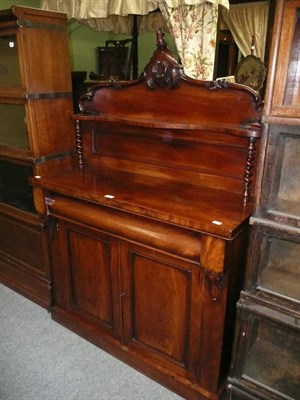 Lot 697 - Victorian mahogany chiffonier