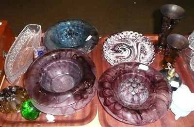 Lot 5 - A collection of four Davidson cloud glass bowls and two vases, a pair of slag glass plates, a Royal