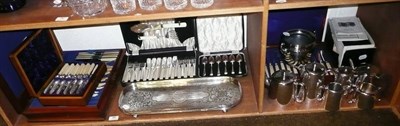 Lot 98 - Quantity of plated wares in presentation tray and a camera (on two shelves)